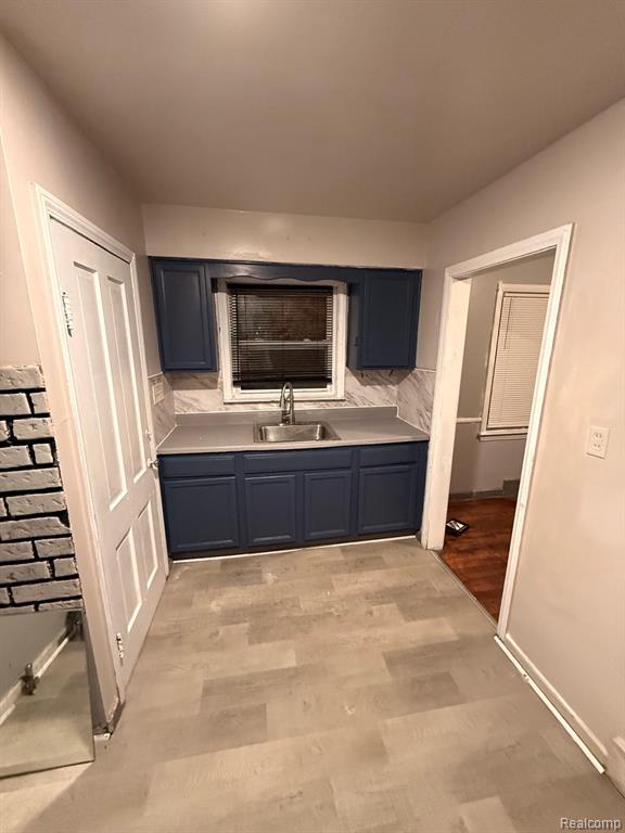 18945 Rosemont Avenue, Detroit, MI 48219 — Photo 12