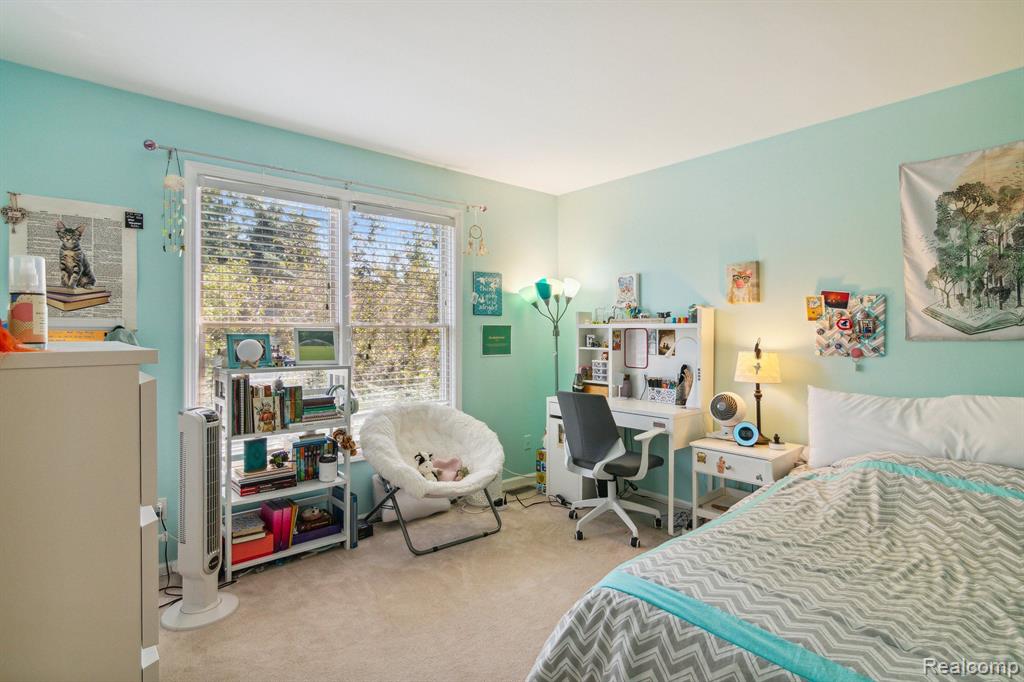 387 TORRINGTON Drive W, Canton, MI 48188 — Photo 35