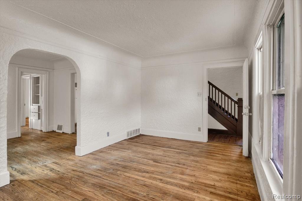 8335 Wisconsin Street, Detroit, MI 48204 — Photo 10