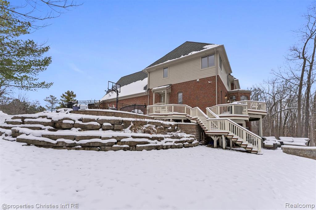 6947 Kirkbridge Hill, West Bloomfield, MI — Photo 3