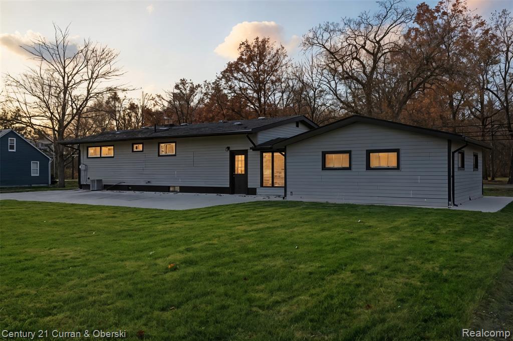 17901 Inkster Road, Brownstown, MI 48174 — Photo 36