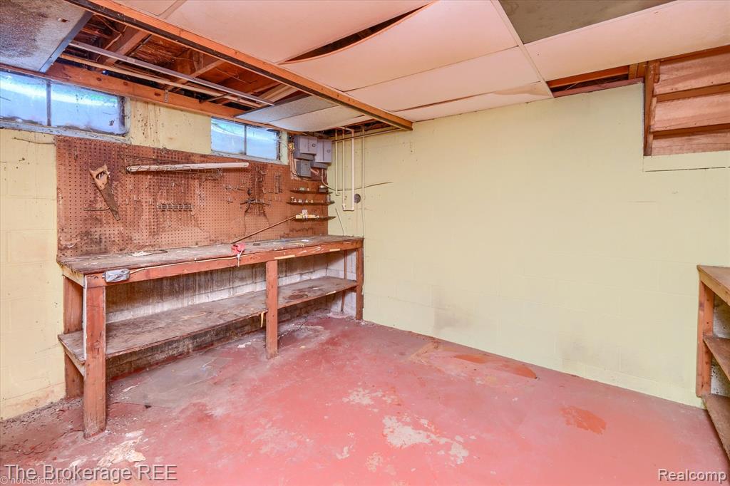 575 Bancroft Street, Imlay City, MI 48444 — Photo 49