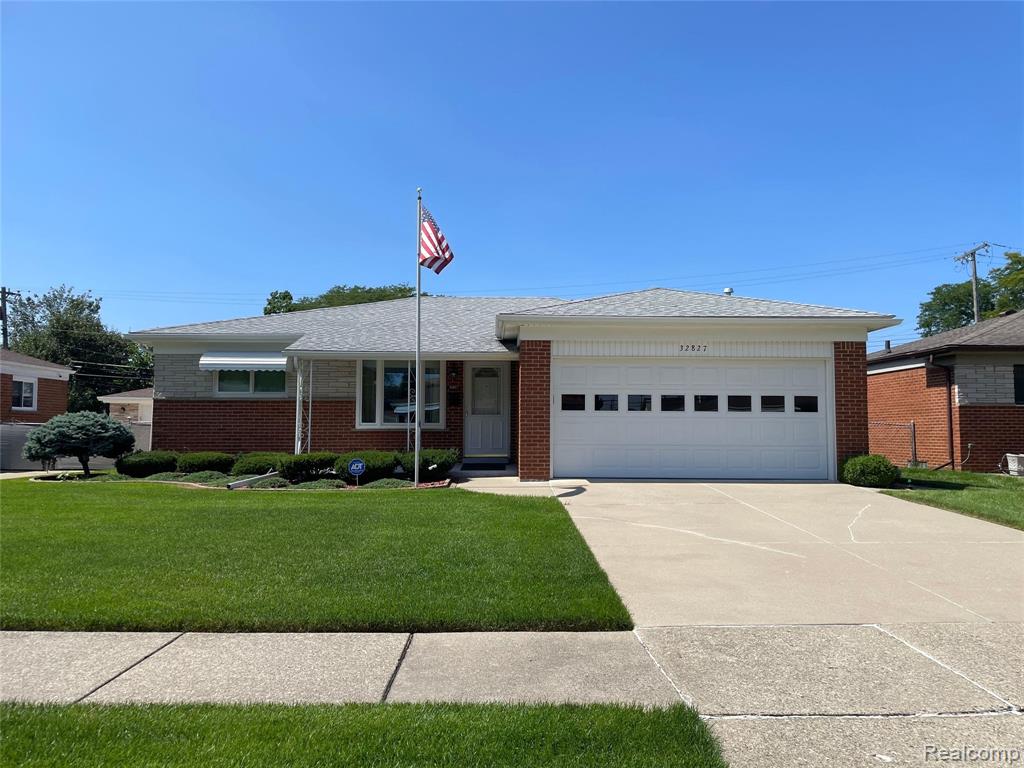 32827 DOVER Avenue, Warren, MI 48088 — Photo 2