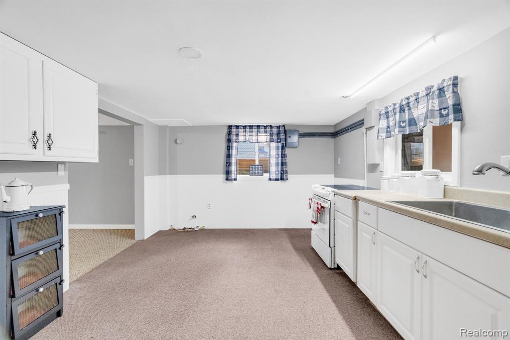 7277 Elmwood Road, Lexington, MI 48450 — Photo 38
