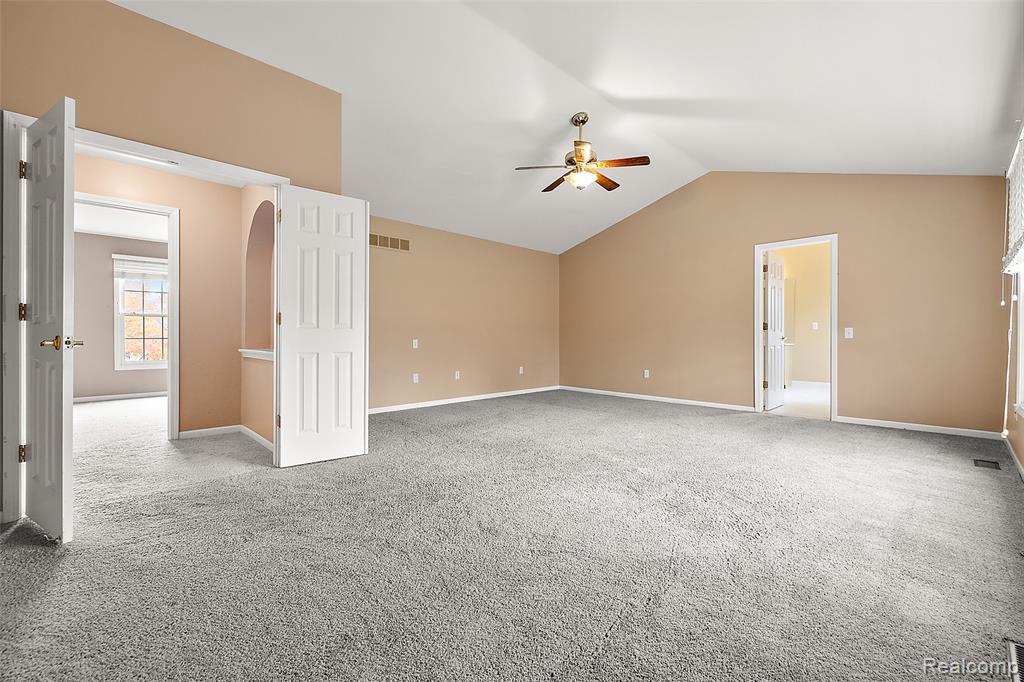 5699 Applegrove Drive, West Bloomfield, MI 48324 — Photo 17