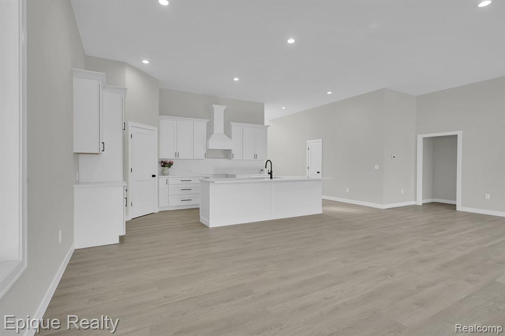 2432 Holland Street, Lake Orion, MI — Photo 6