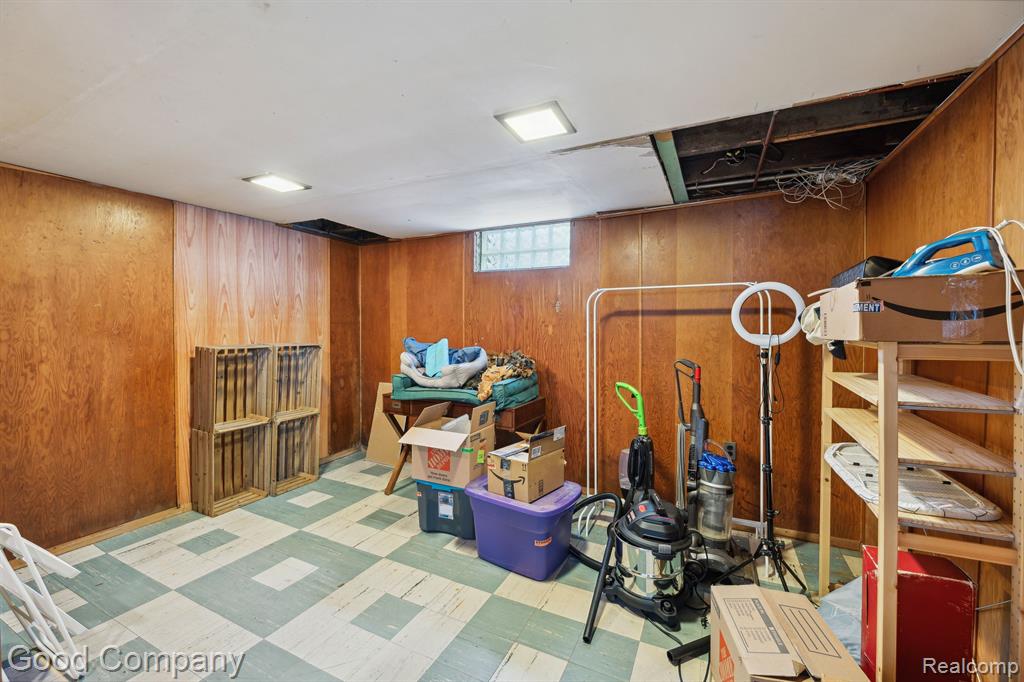 964 W LEWISTON Avenue, Ferndale, MI 48220 — Photo 41