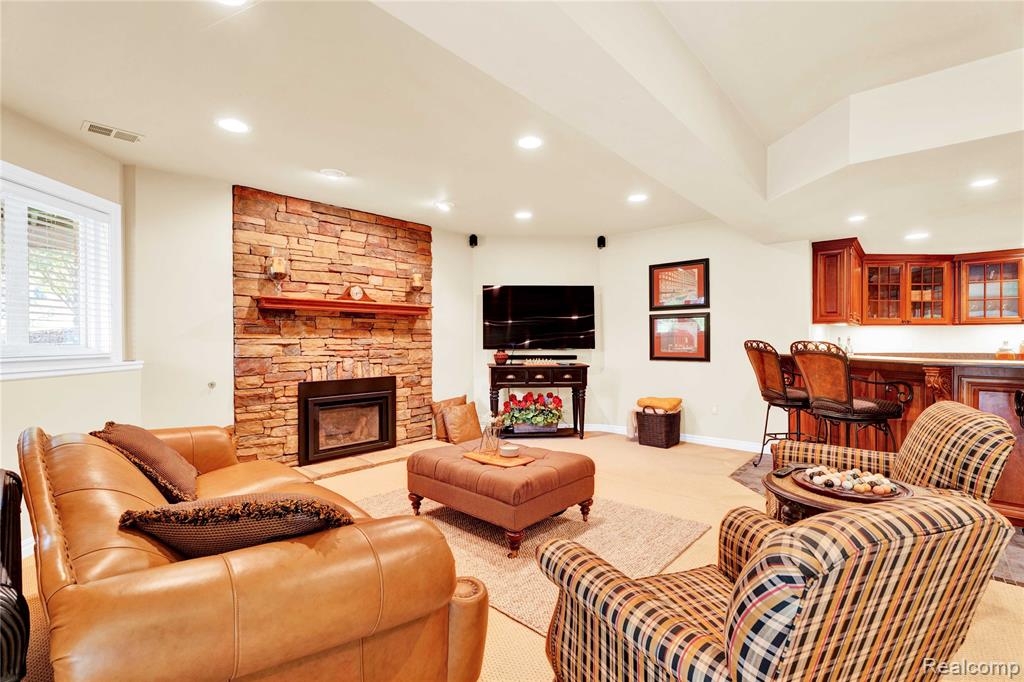 4732 Goodison Place Drive, Rochester, MI 48306 — Photo 31