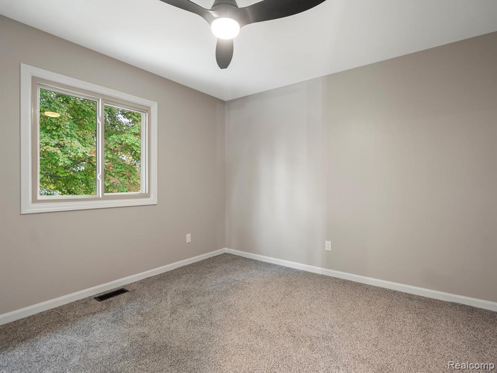 8460 FREDERICK Drive, Washington, MI — Photo 26