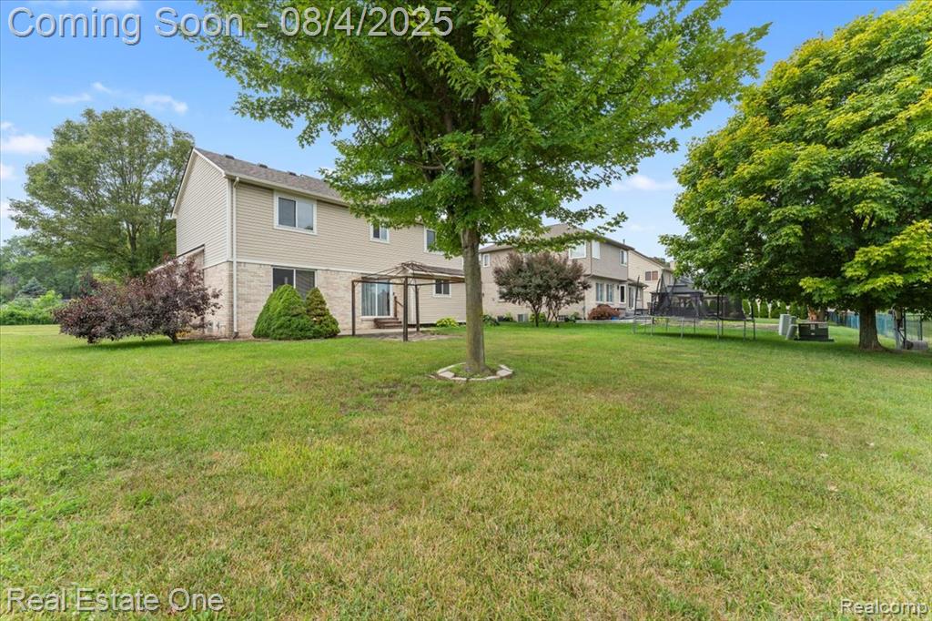 8915 Continental Drive, Taylor, MI 48180 — Photo 29
