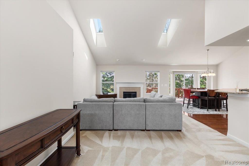 30216 VIEWCREST Drive, Novi, MI 48377 — Photo 9