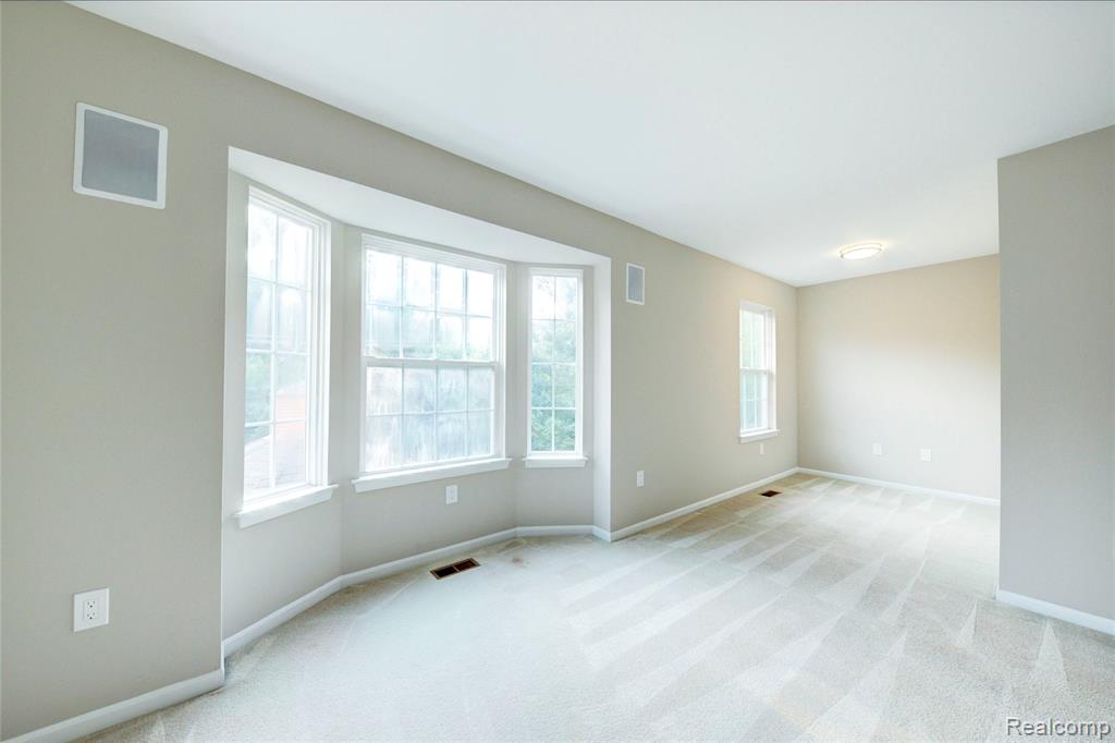 4269 Warrington Drive, Wixom, MI 48393 — Photo 16