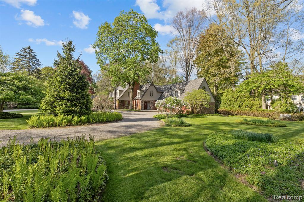 18234 Arselot Drive, Northville, MI 48168 — Photo 63