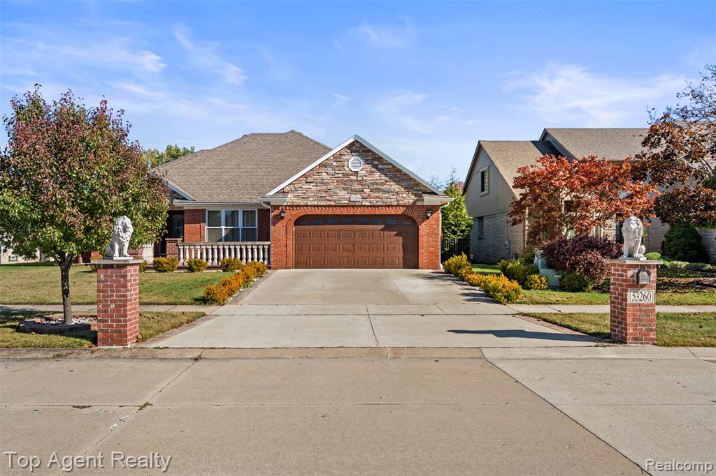53260 VILLA ROSA Drive, Macomb, MI 48042 — Photo 4
