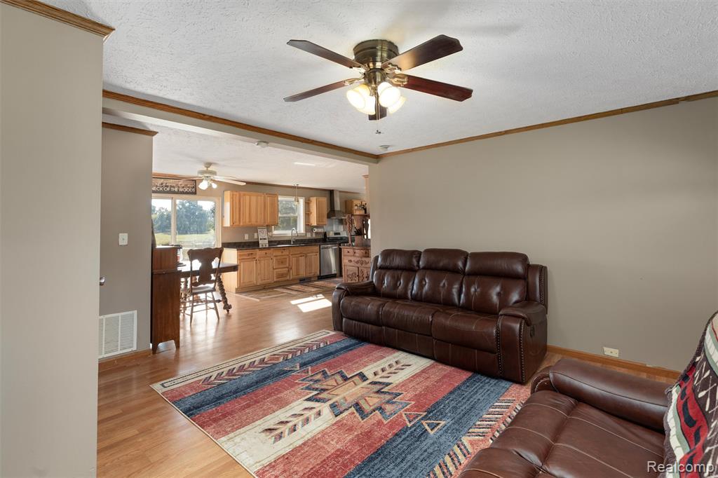 12559 Barnes Road, Byron, MI 48418 — Photo 5