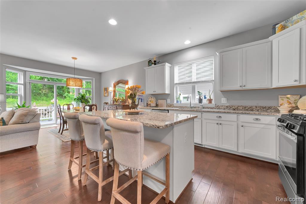 521 Heritage Ridge Drive, Milford, MI 48381 — Photo 11