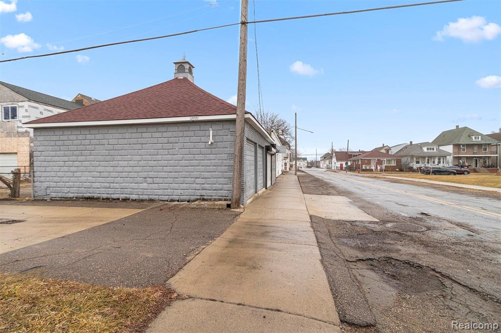 12001 Saint Aubin Street, Hamtramck, MI 48212 — Photo 50
