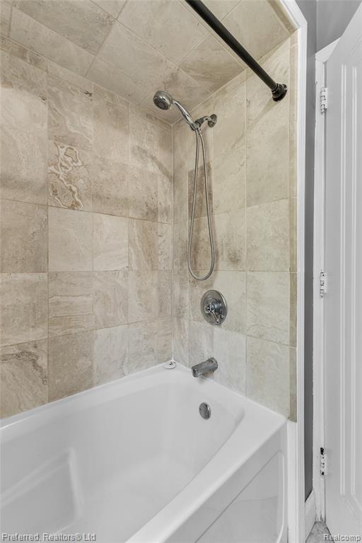 190 Crocker Boulevard, Mount Clemens, MI 48043 — Photo 33