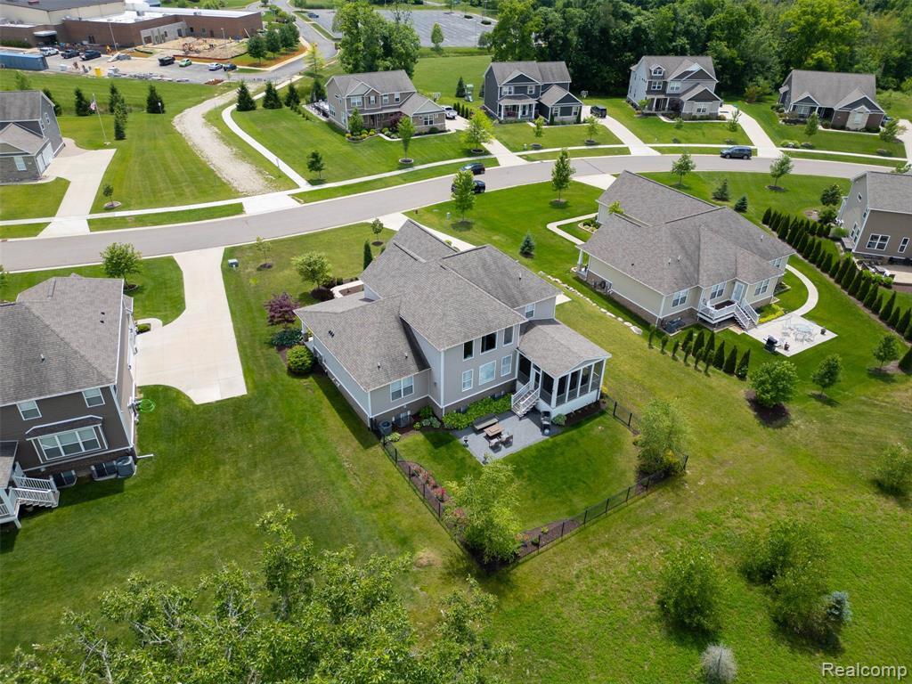 2531 Walnut View Drive, Howell, MI 48855 — Photo 33