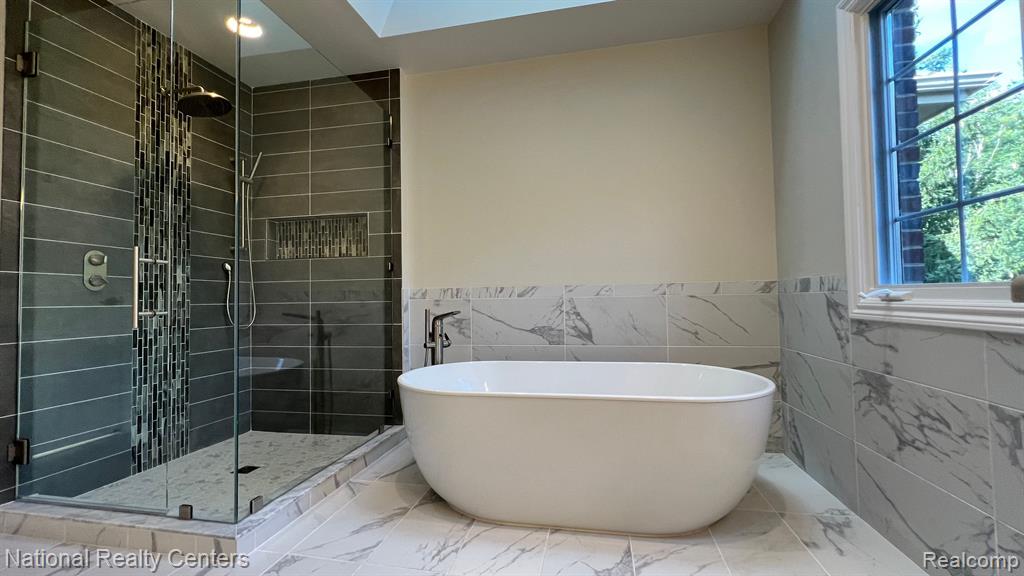 30055 FOREST Drive, Franklin, MI 48025 — Photo 32