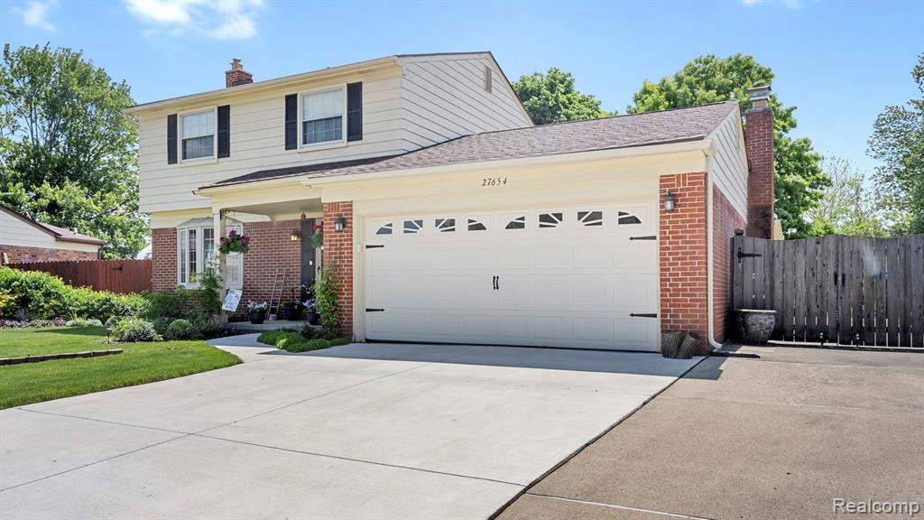 27654 Oakcrest Drive, Brownstown, MI 48183 — Photo 3