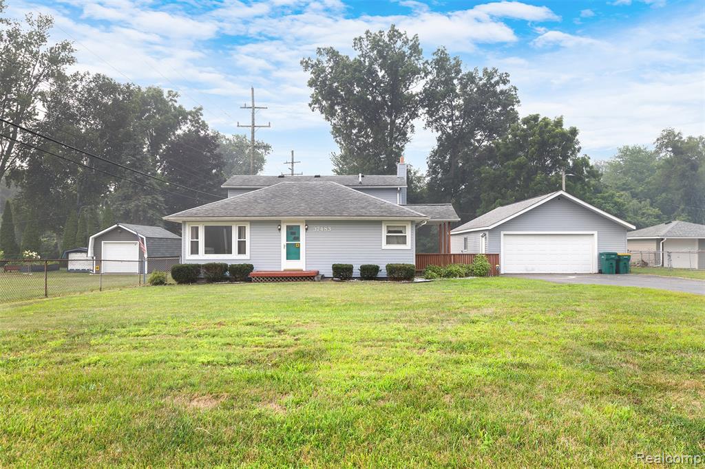 37483 Barth Street, Romulus, MI 48174