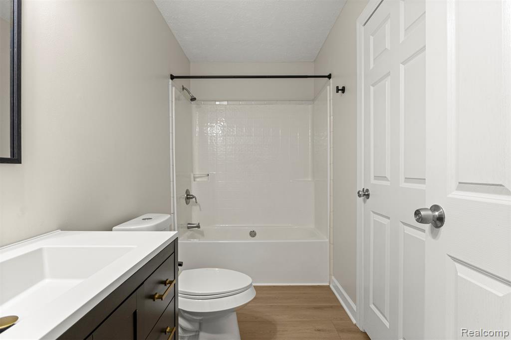 5835 Weddel Street, Taylor, MI — Photo 10