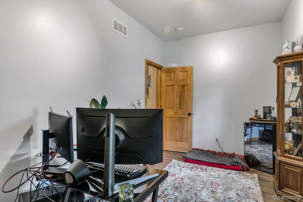 613 E GRAND RIVER Road, Laingsburg, MI 48848 — Photo 21