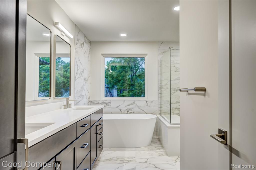 812 Irving Avenue, Royal Oak, MI 48067 — Photo 44