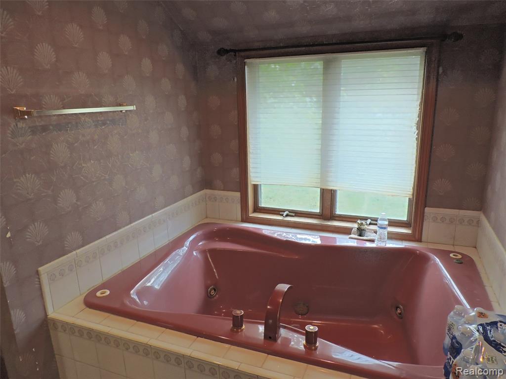7407 Beecher Road, Flint, MI 48532 — Photo 17