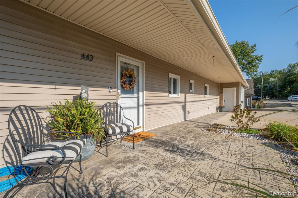 443 E Shore Drive, Whitmore Lake, MI 48189 — Photo 40