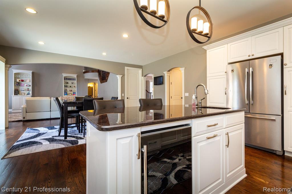 54152 Deer Ridge Court, Rochester, MI 48307 — Photo 21