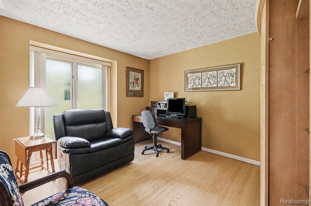6638 Ridgeview Drive, Clarkston, MI — Photo 14