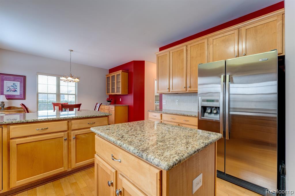 5933 WOODFIELD Parkway, Grand Blanc, MI 48439 — Photo 15