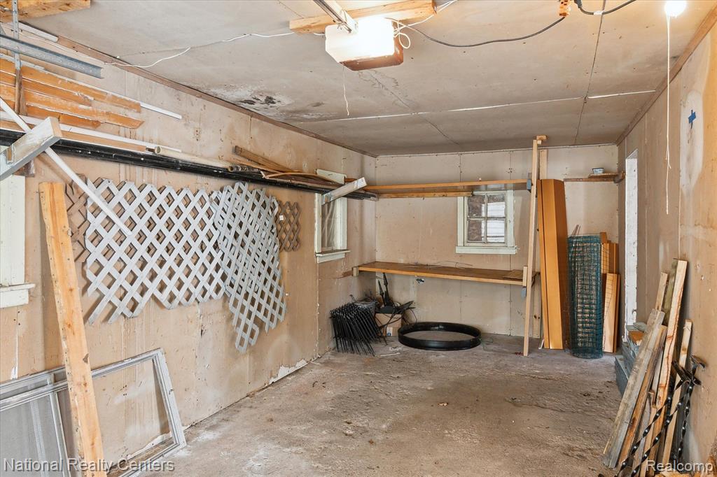 4955 WEBER Street, MI — Photo 33