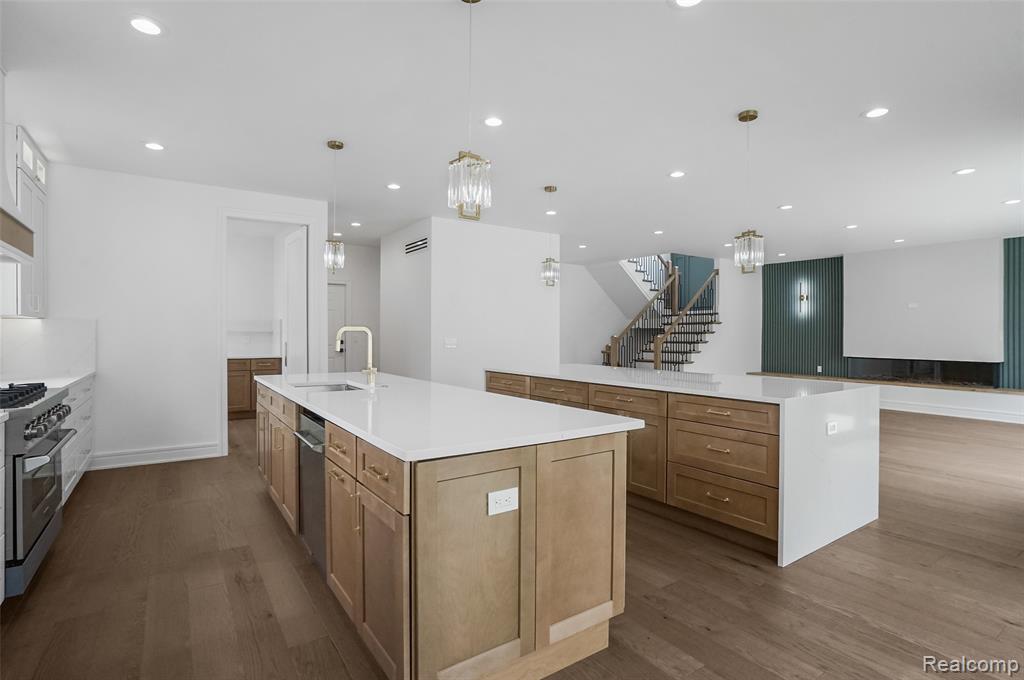 4112 ELMHURST Avenue, Royal Oak, MI 48073 — Photo 23