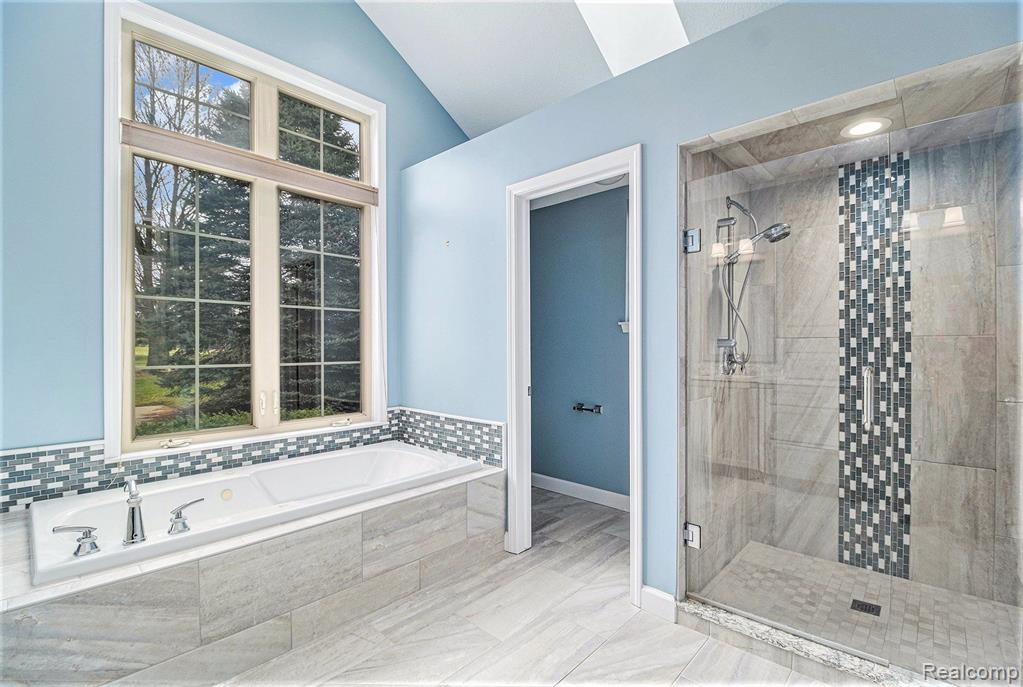 5245 MORET Court, Brighton, MI 48116 — Photo 17