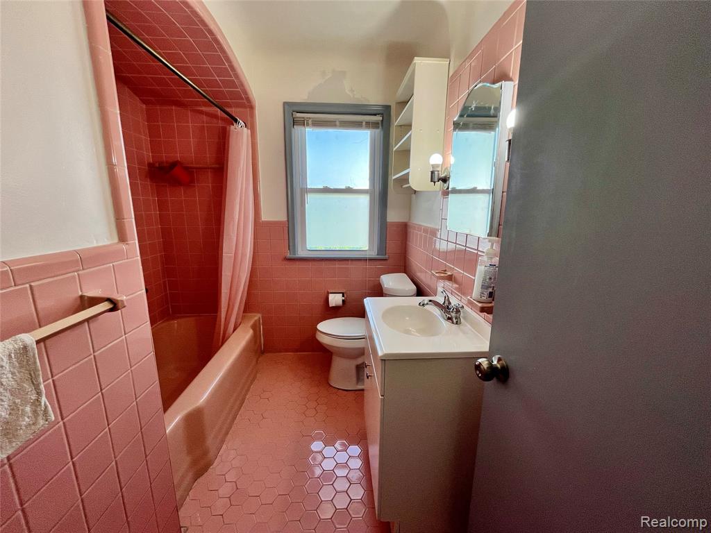 7201 Jackson Avenue, Warren, MI 48091 — Photo 10