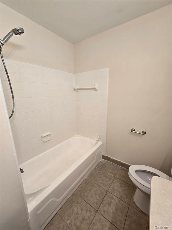 45270 KEDING Street, 103, Utica, MI 48317 — Photo 14
