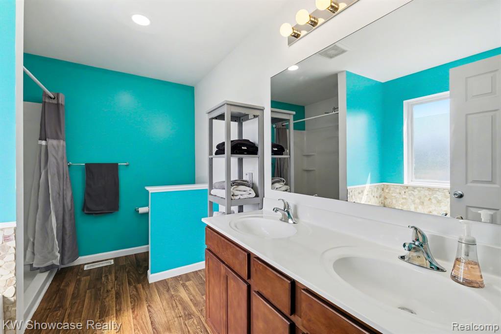 4339 Pebble Creek Boulevard, Grand Blanc, MI 48439 — Photo 17