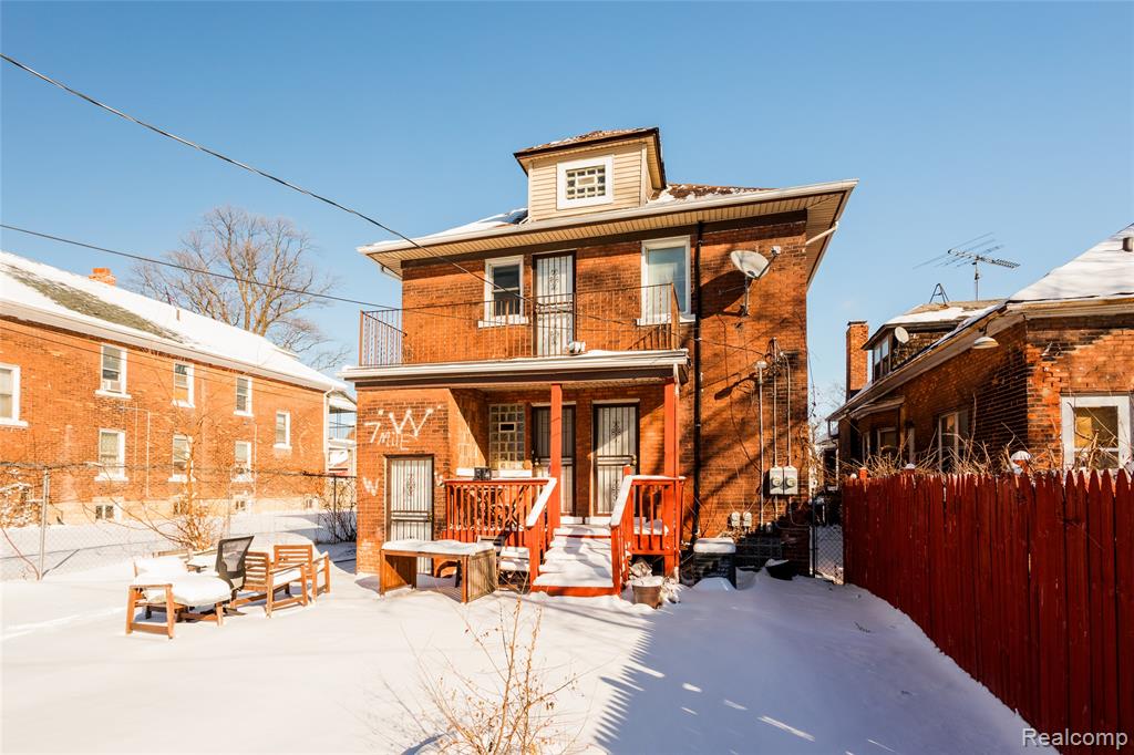 5435 Burns Street, Detroit, MI 48213 — Photo 3