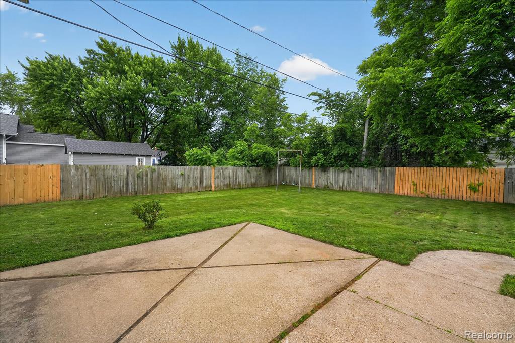 4110 Ogema Avenue, Flint, MI 48507 — Photo 40