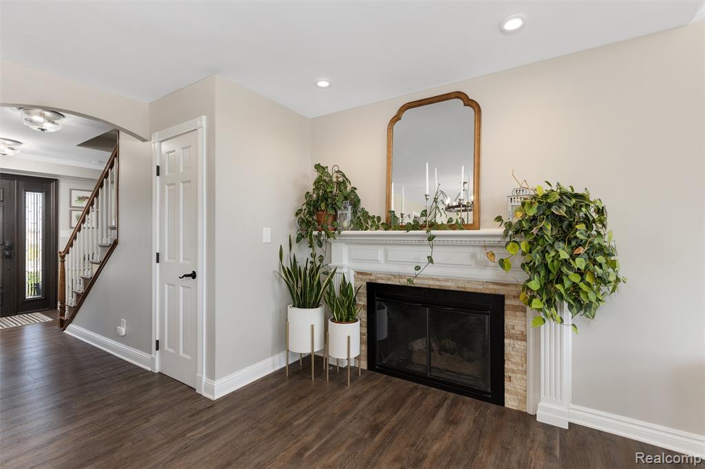 38846 Venetian Drive, Harrison Township, MI — Photo 8