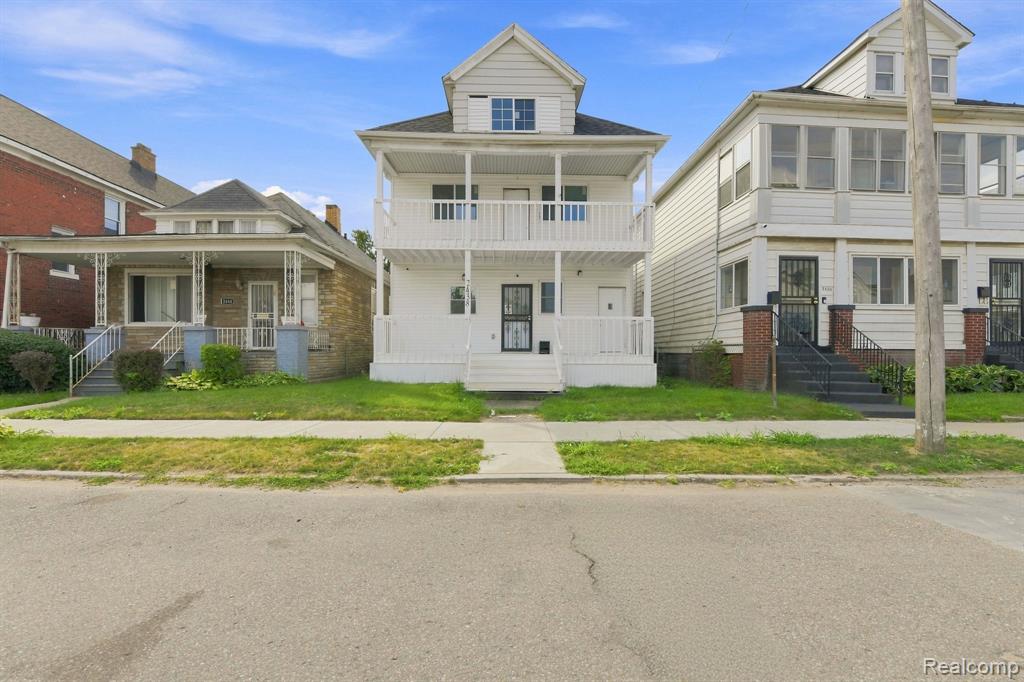 2438 Burnside Street, Detroit, MI 48212