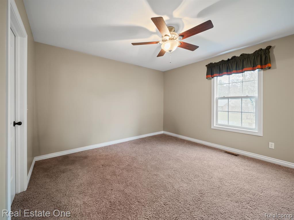 9160 ROGER SCOTT Trail, Brighton, MI 48116 — Photo 23
