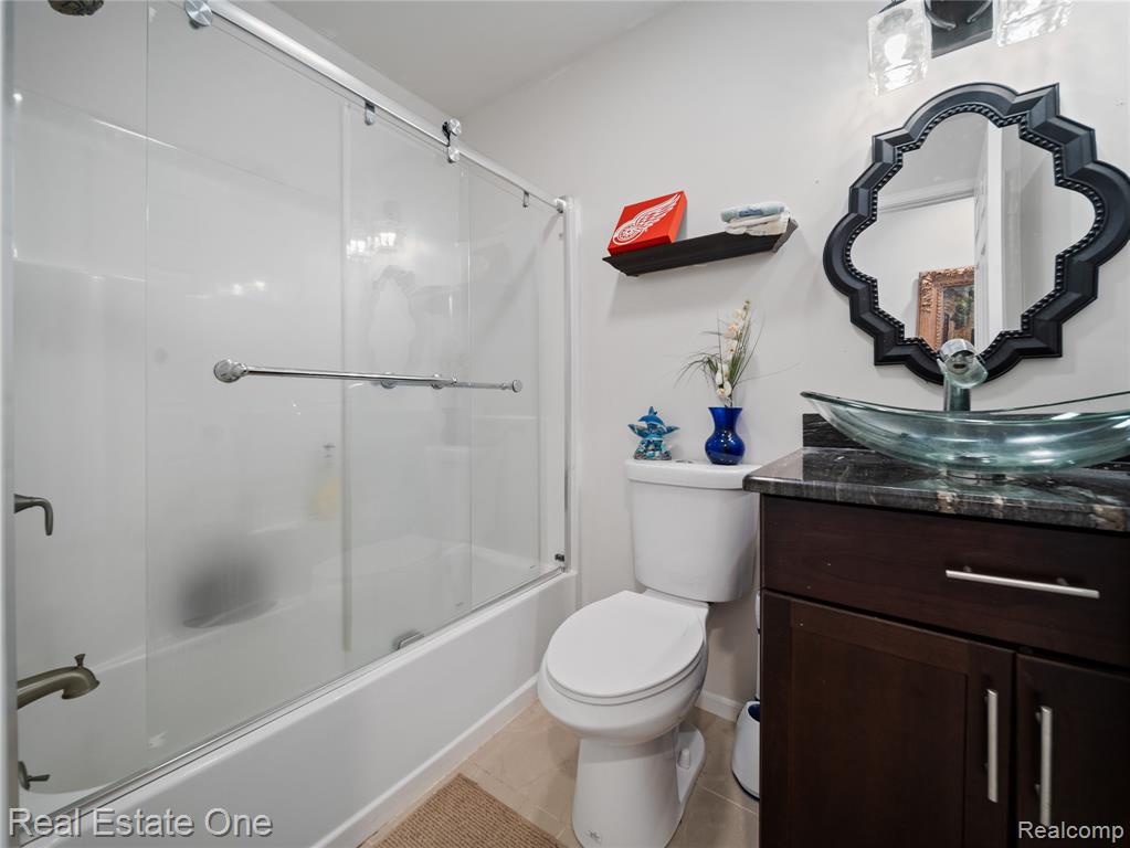 9404 MCGREGOR Road, Pinckney, MI 48169 — Photo 15