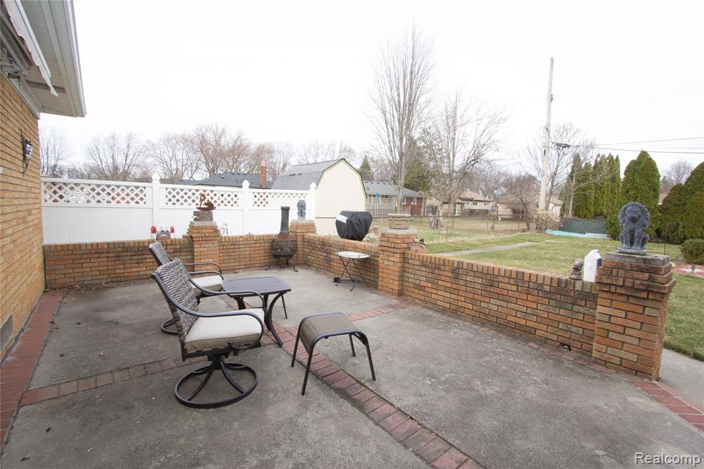 30208 Maplegrove Street, Saint Clair Shores, MI 48082 — Photo 44