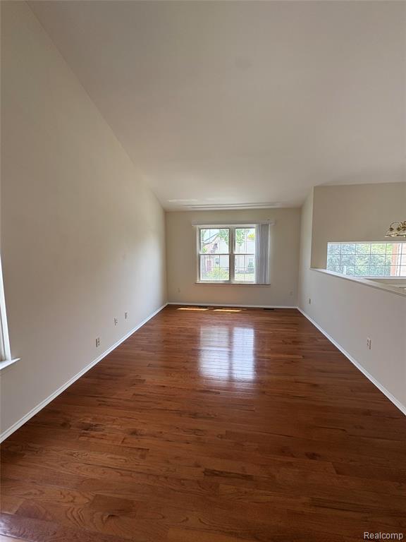 723 Huntclub Boulevard, Auburn Hills, MI 48326 — Photo 5