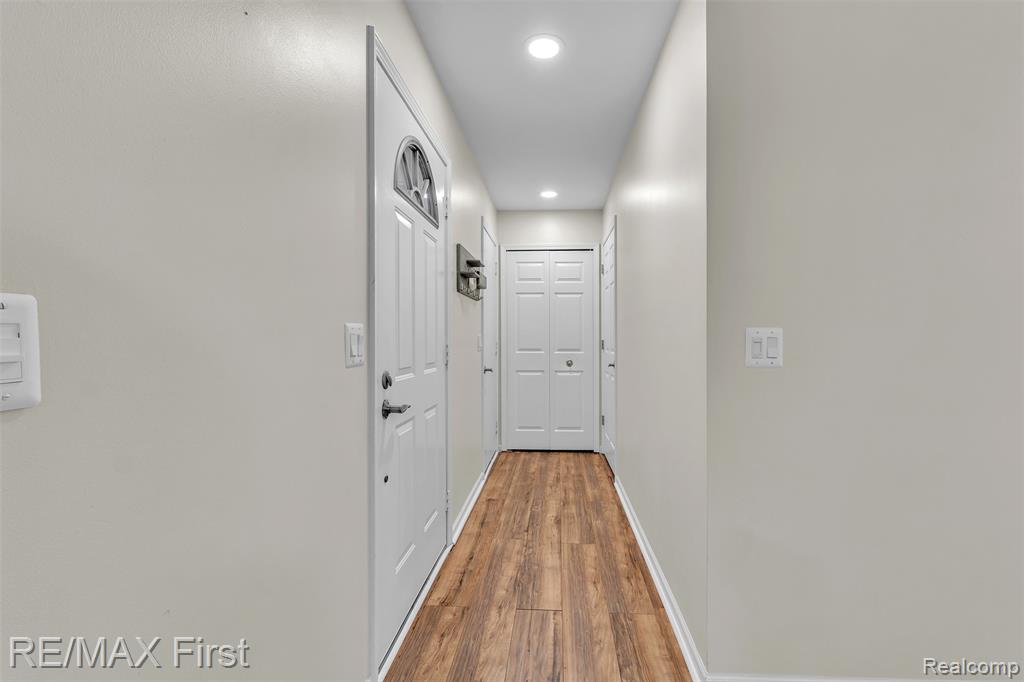 47179 Southern Cross Drive, Macomb, MI 48044 — Photo 4