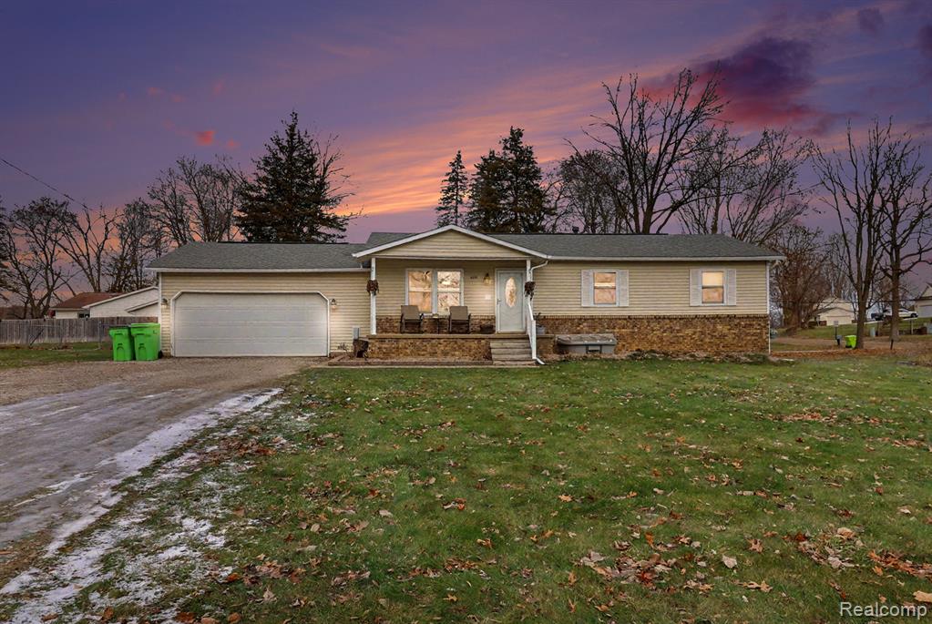 6561 Bennett Lake Road, Fenton, MI 48430 — Photo 29